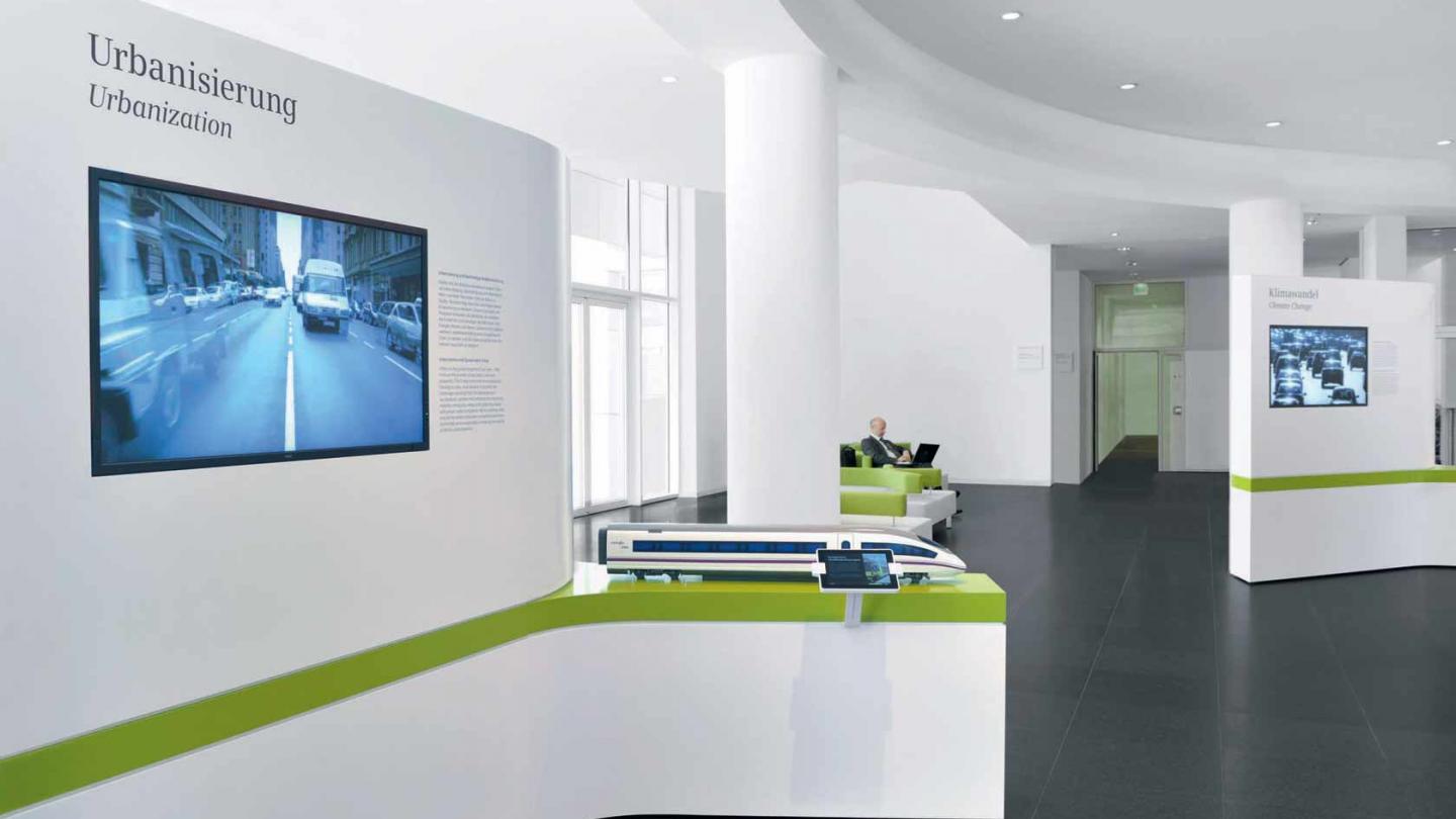 Milla Markenwelt Siemens Foyer 03